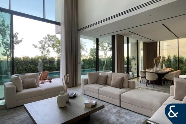 4BR | Custom | Luxury Finish | Sky Terrace